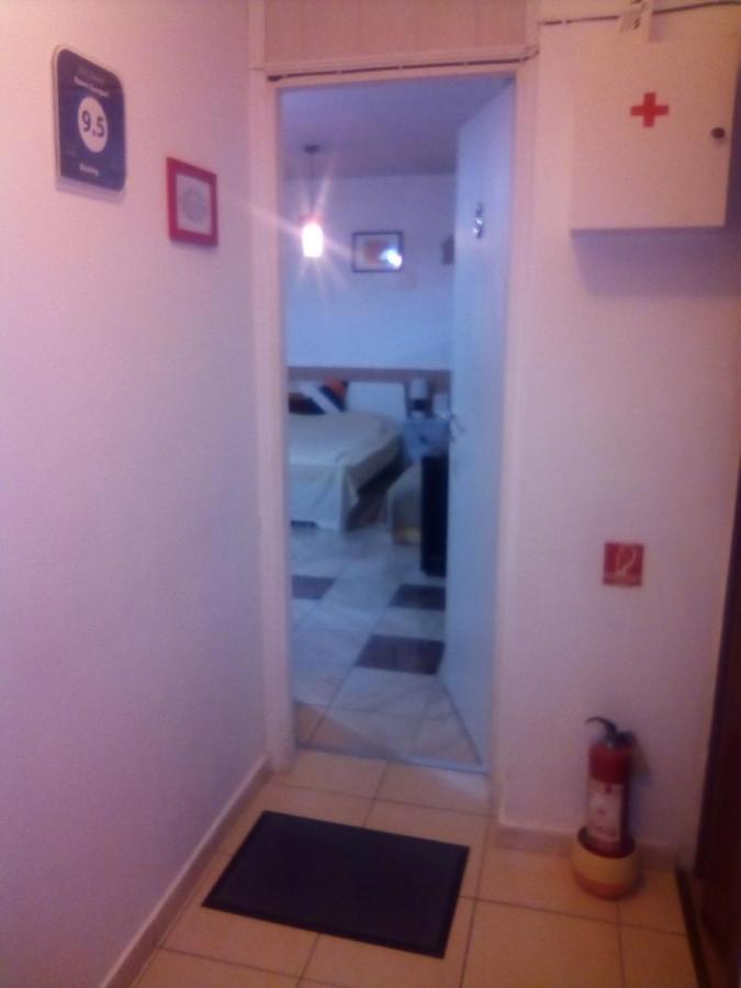 Rooms Aeroport Velika Gorica Bagian luar foto
