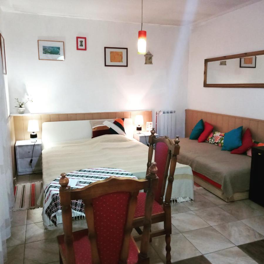 Rooms Aeroport Velika Gorica Bagian luar foto