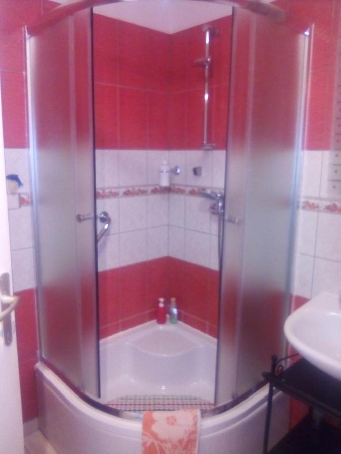 Rooms Aeroport Velika Gorica Bagian luar foto